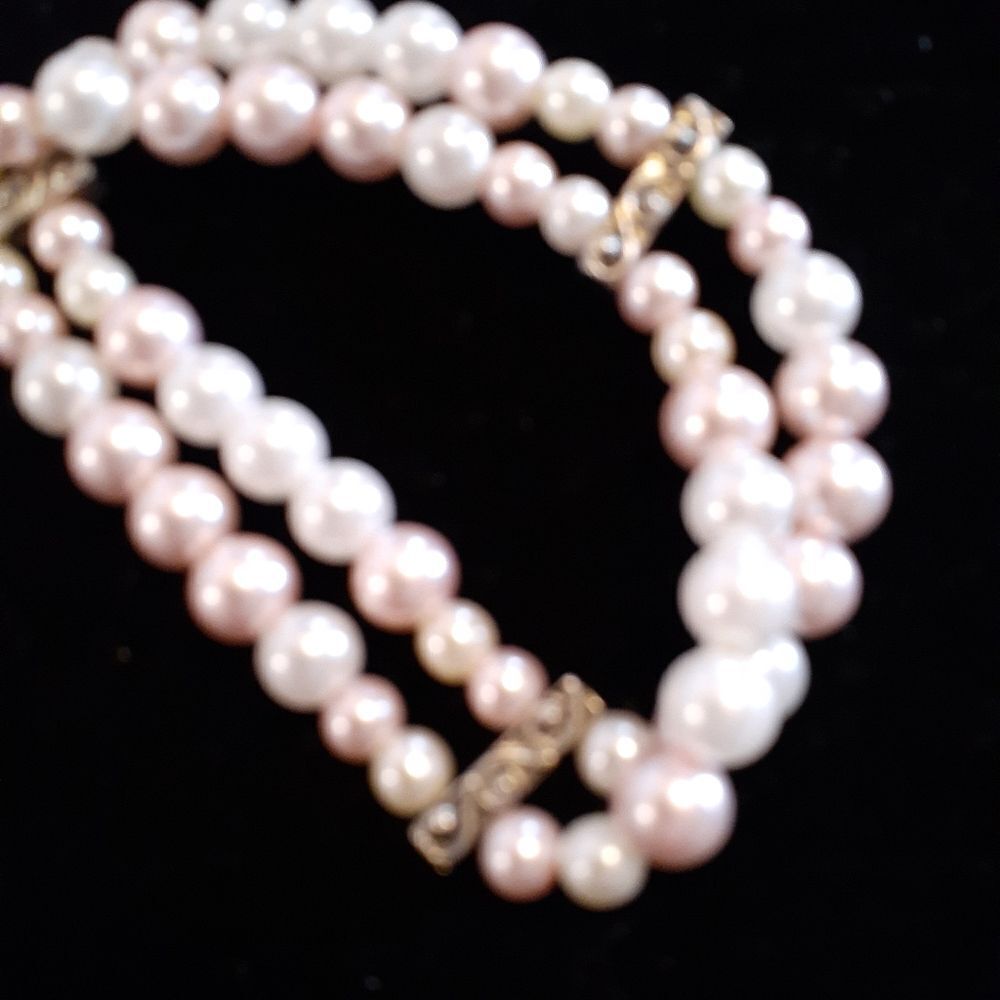 FAUX PINK & WHITE PEARL STRETCH BRACELET - Picture 3 of 5
